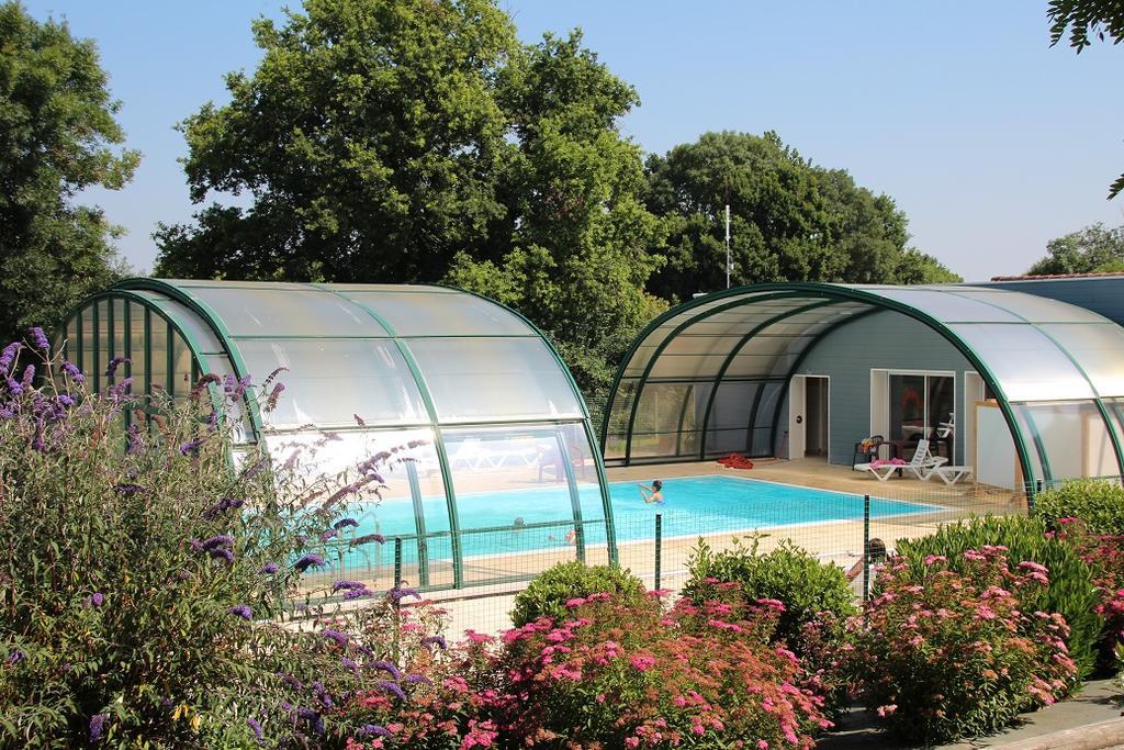 Hotel Camping Des Rulieres Saint-Valérien Exteriér fotografie