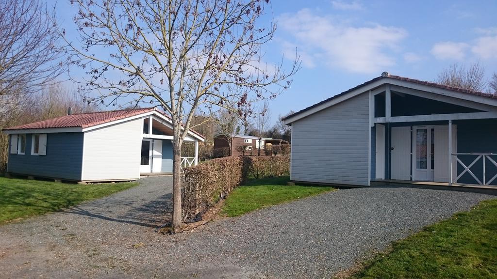 Hotel Camping Des Rulieres Saint-Valérien Exteriér fotografie