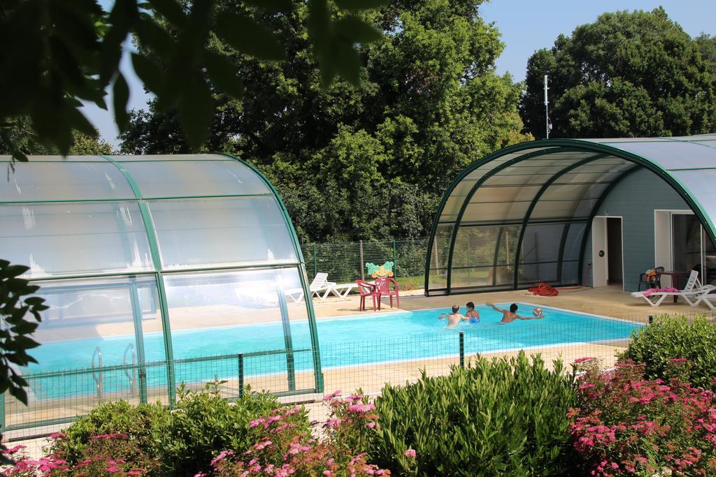 Hotel Camping Des Rulieres Saint-Valérien Exteriér fotografie